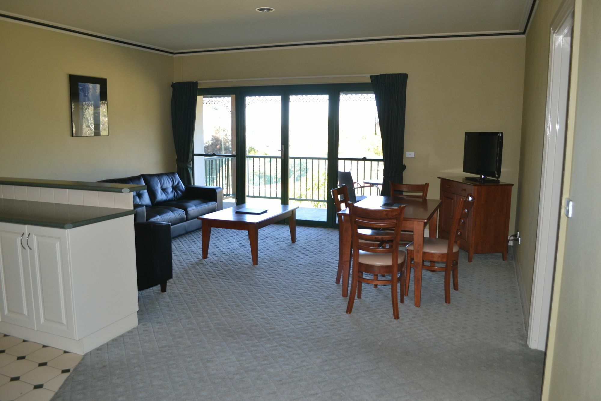 מלון Yarrawonga Mulwala Golf Club מראה חיצוני תמונה A typical apartment at the hotel